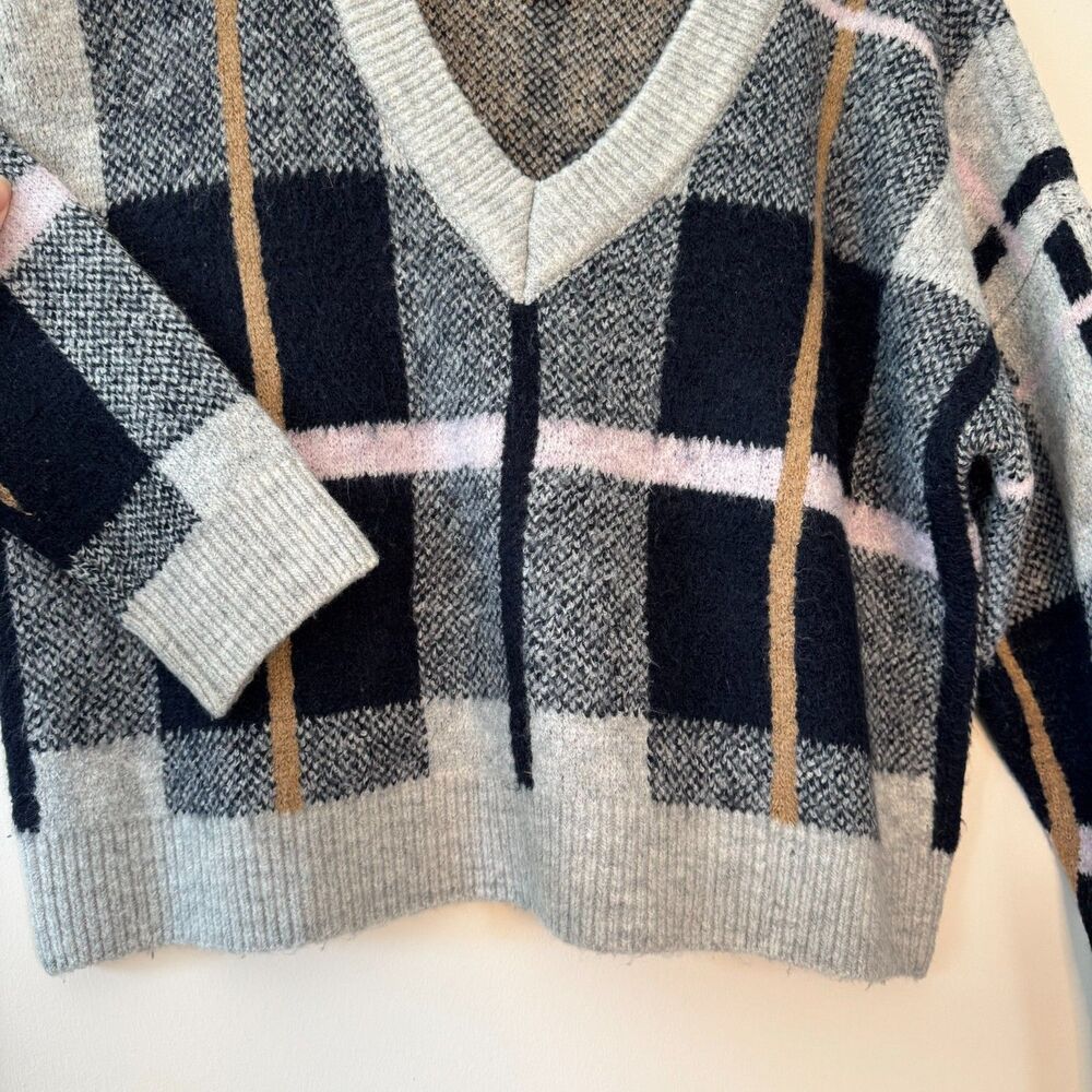 Aqua Plaid V-Neck Sweater Size Medium - Picture 3 of 5